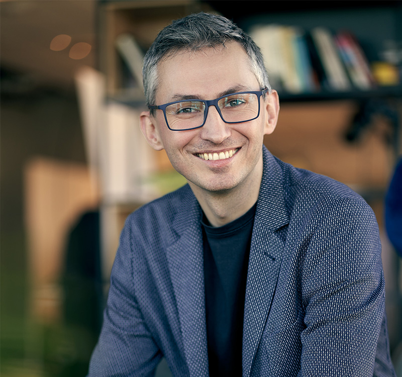 Michał Kuriata – Współwłaściciel / Dyrektor Zarządzający Michał Kuriata - Współwłaściciel / Dyrektor Zarządzający ds. Sprzedaży i Relacji